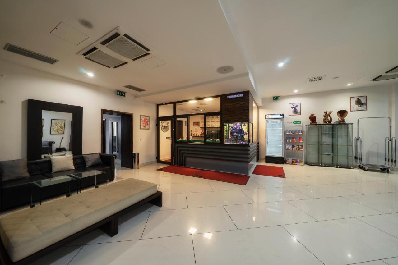 Hotel Astory Plzen Exterior photo