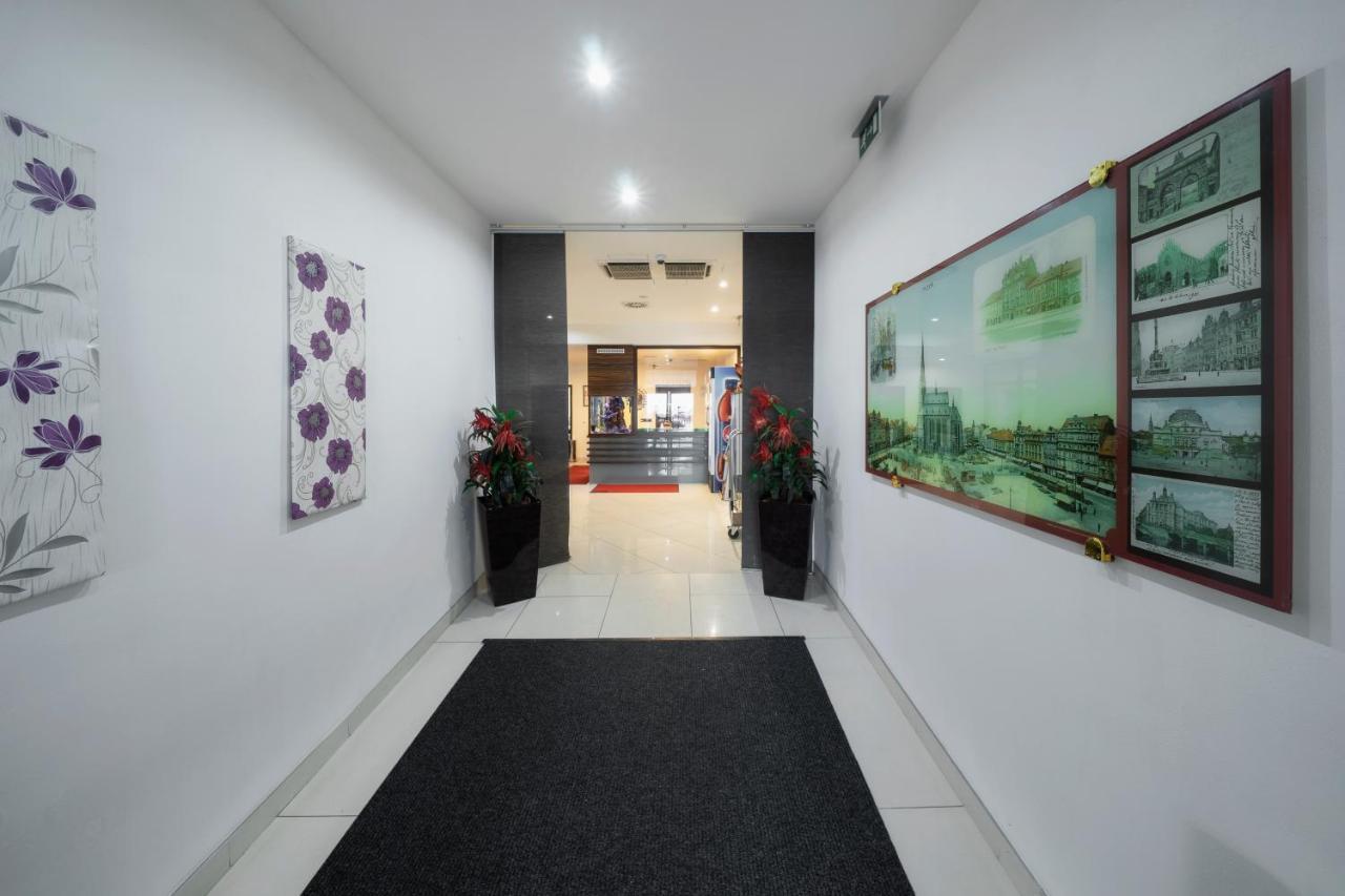 Hotel Astory Plzen Exterior photo