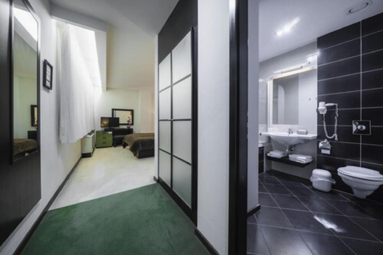 Hotel Astory Plzen Exterior photo
